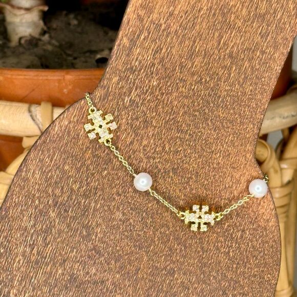Tory Burch Kira Pavé Pearl Delicate Chain Bracelet Gold Plated Adjustable - Picture 3 of 7